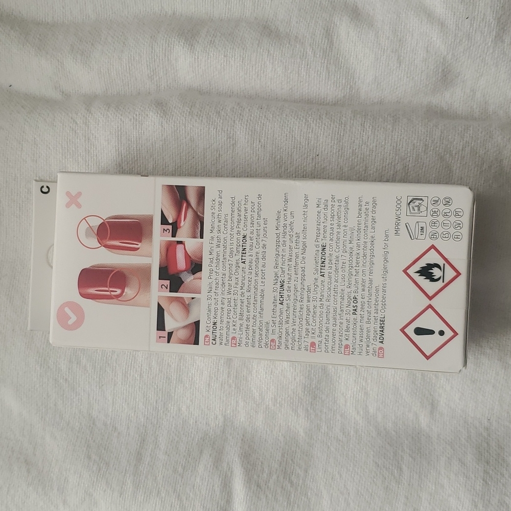 IMPRESS Limited Edition Press On Nails 💅🏿 - Picture 3 of 7